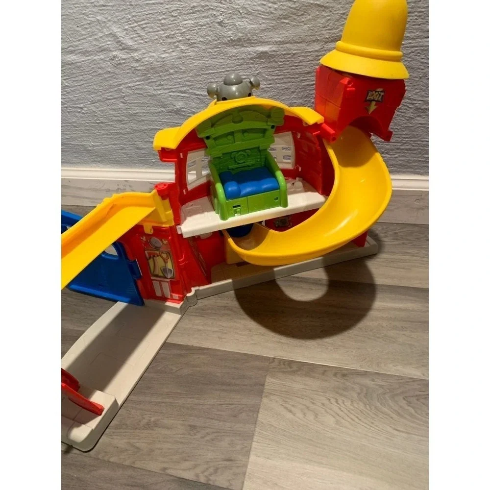 disney mickey mouse firehouse